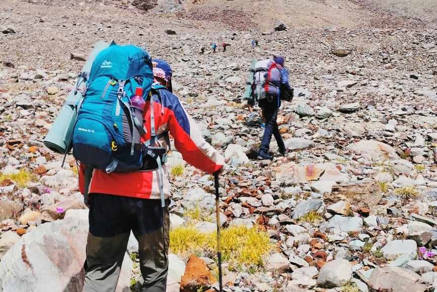 Man trekking from bharatpur to summit camp