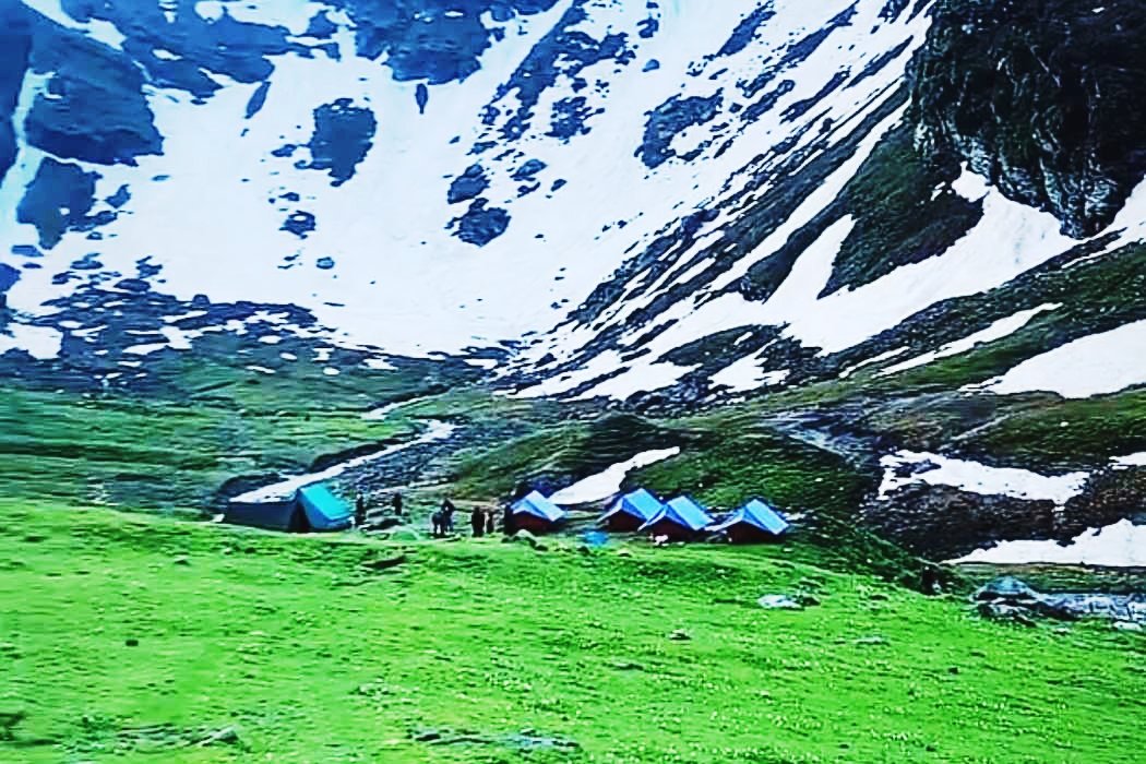 Rauli kholi, base camp of bhrigu lake trek
