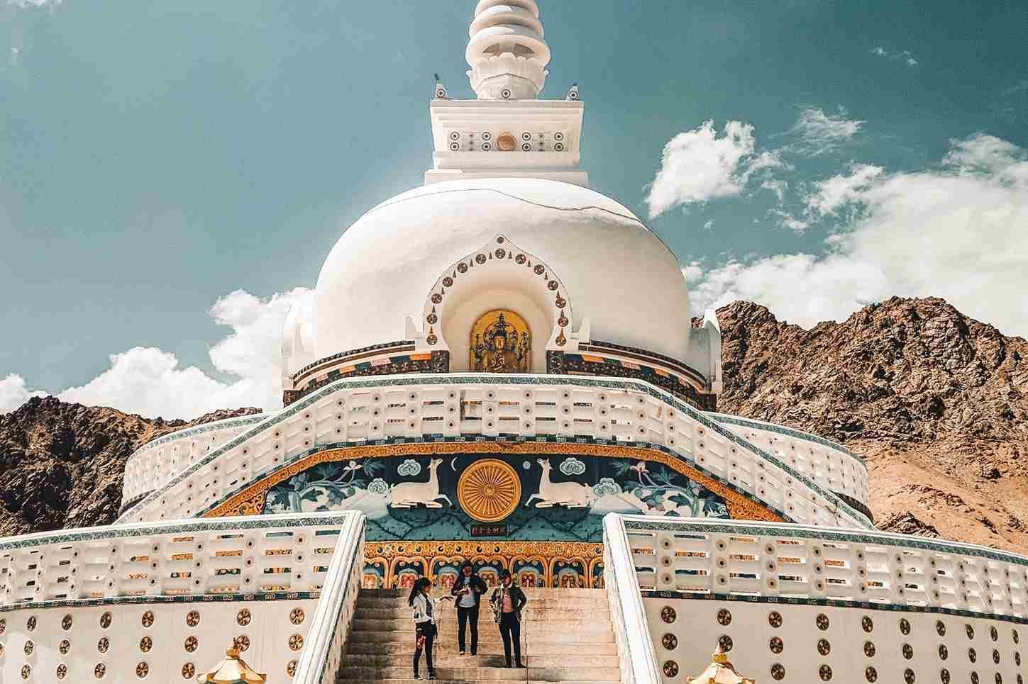 Accommodization to Shanti stupa