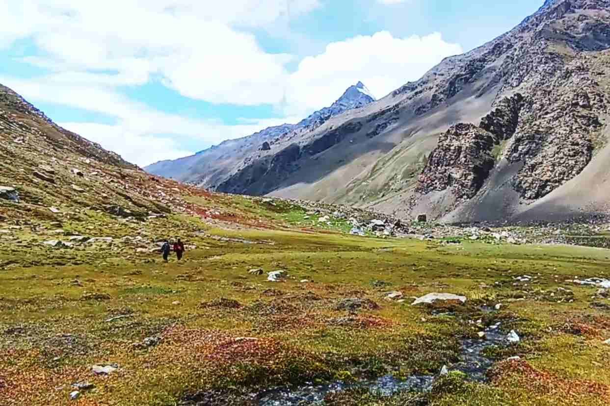 Ghepan ghat meadow in middle of trek